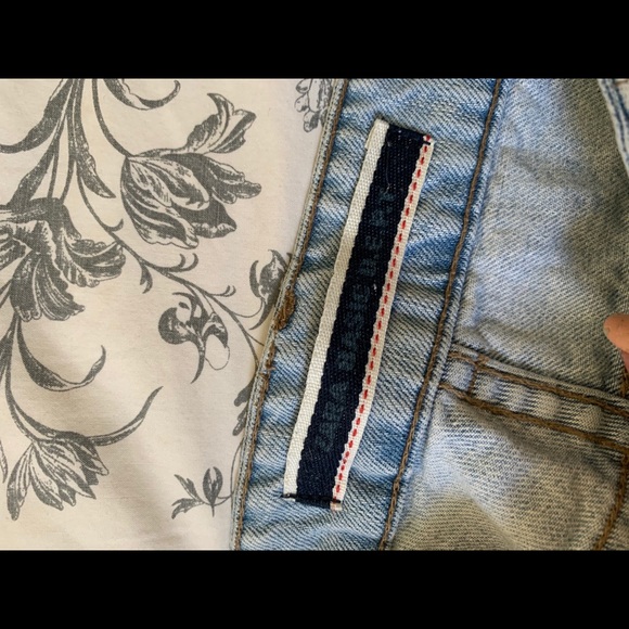 Vintage Zara Jean Shorts - Picture 4 of 5